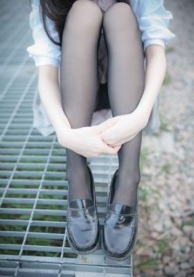 美脚の诱脚舐在线播放_BD英语手机在线观看